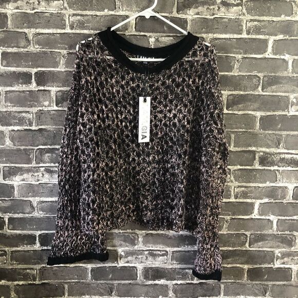 🌟! I.AM.GIA Oversized Knit Netted Sweater - Picture 4 of 9